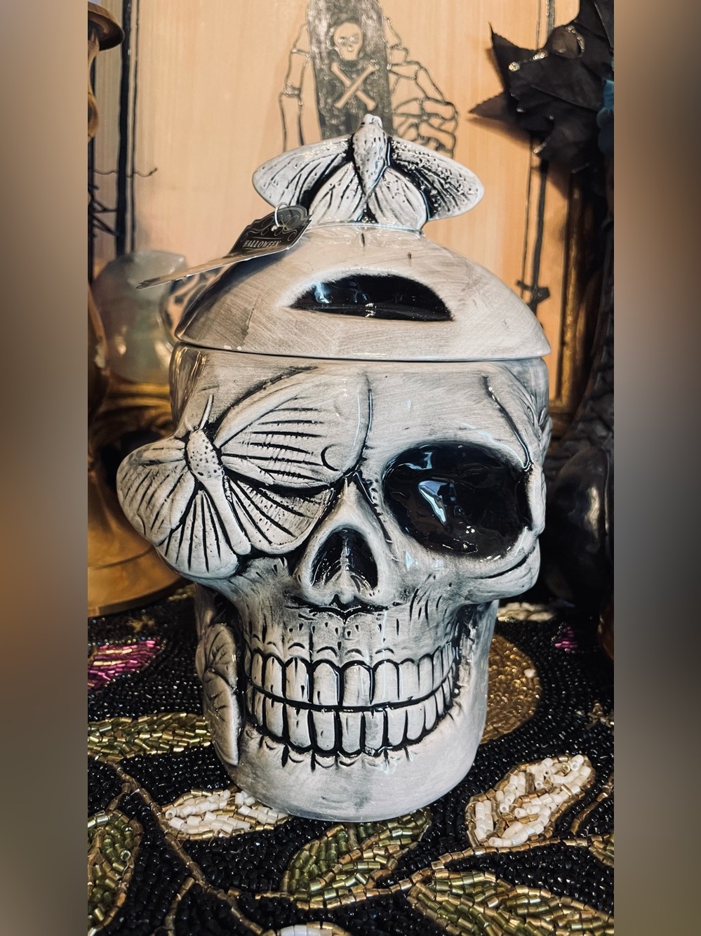10 STRAWBERRY STREET NWT Gothic Ceramic Skull Canister Moth Lid Black And White